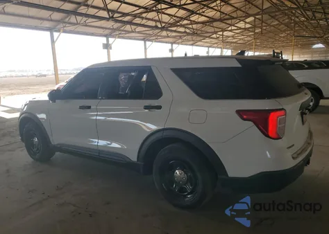 2020 Ford Explorer Police Interceptor z USA, uszkodzony, nr VIN 1FM5K8AB0LGD00837